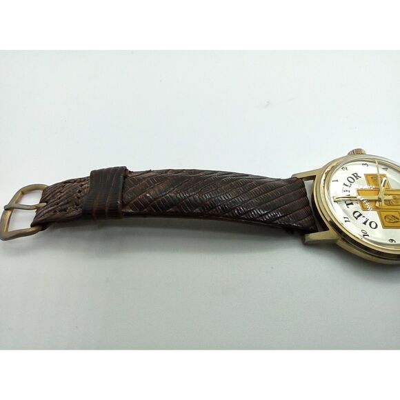 Old Taylor Whiskey Manual Wind Vintage Watch - Picture 4 of 13
